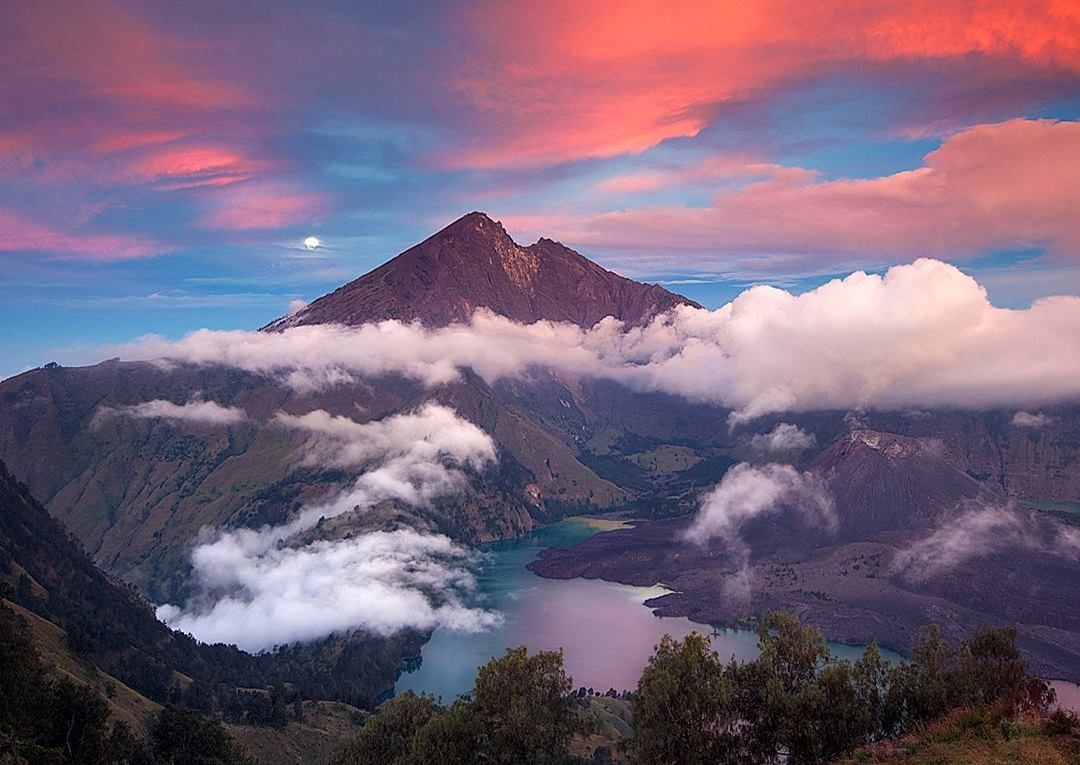 Panduan Lengkap Mendaki Gunung Rinjani untuk Pemula